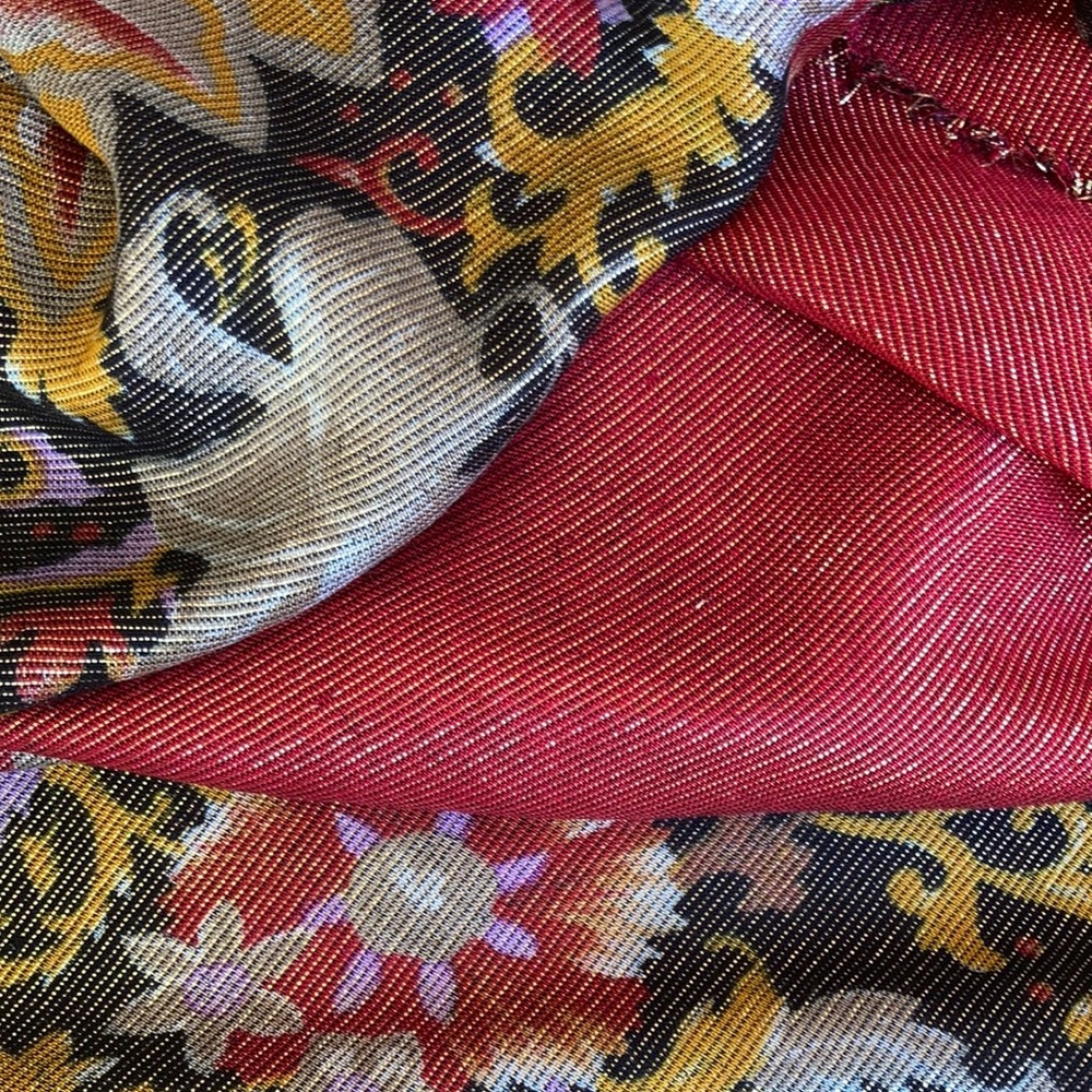 Exquisite Handmade 🧣 Scarf - Picture 3 of 7